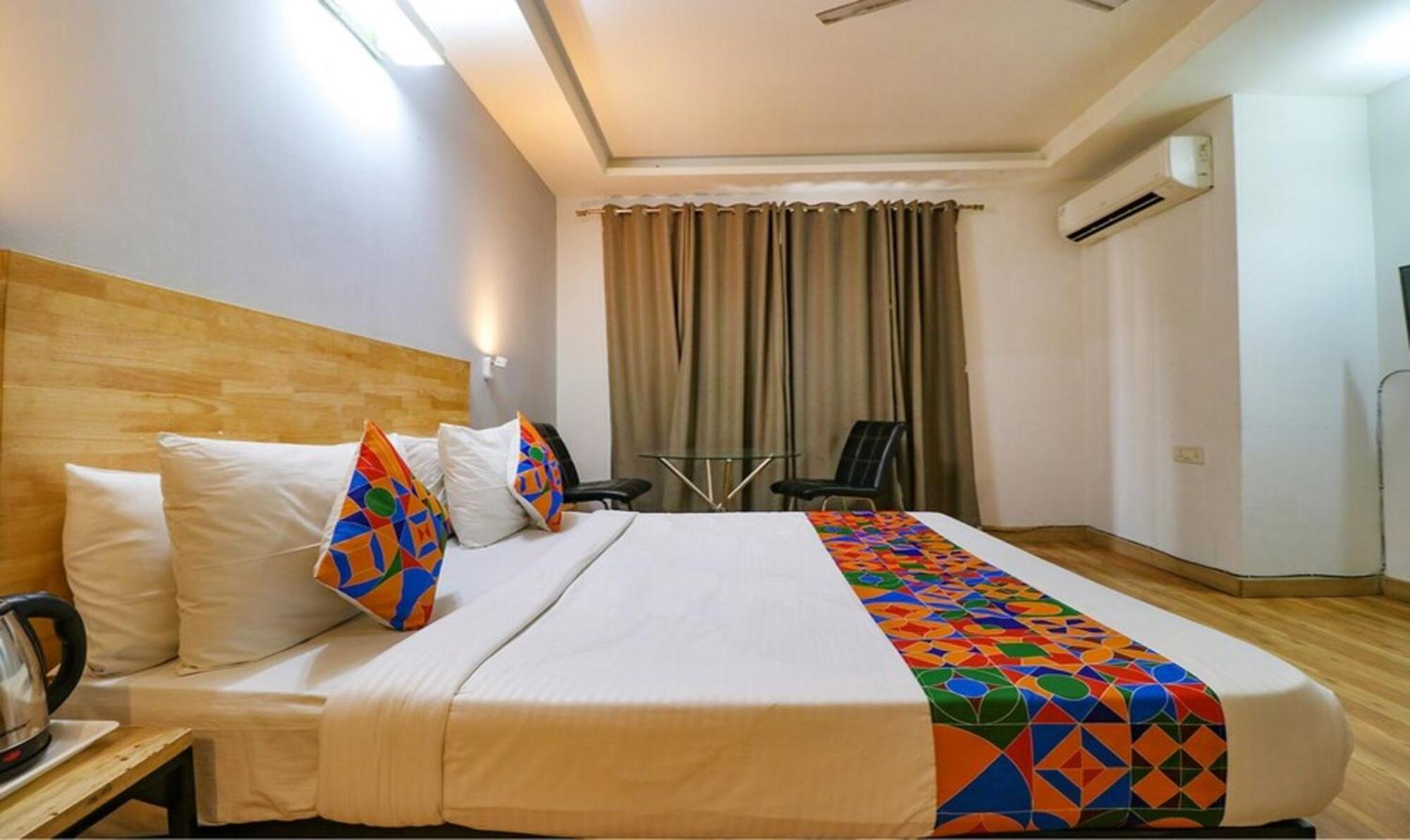 Fabhotel Majestic Jpm I Nuova Delhi Esterno foto