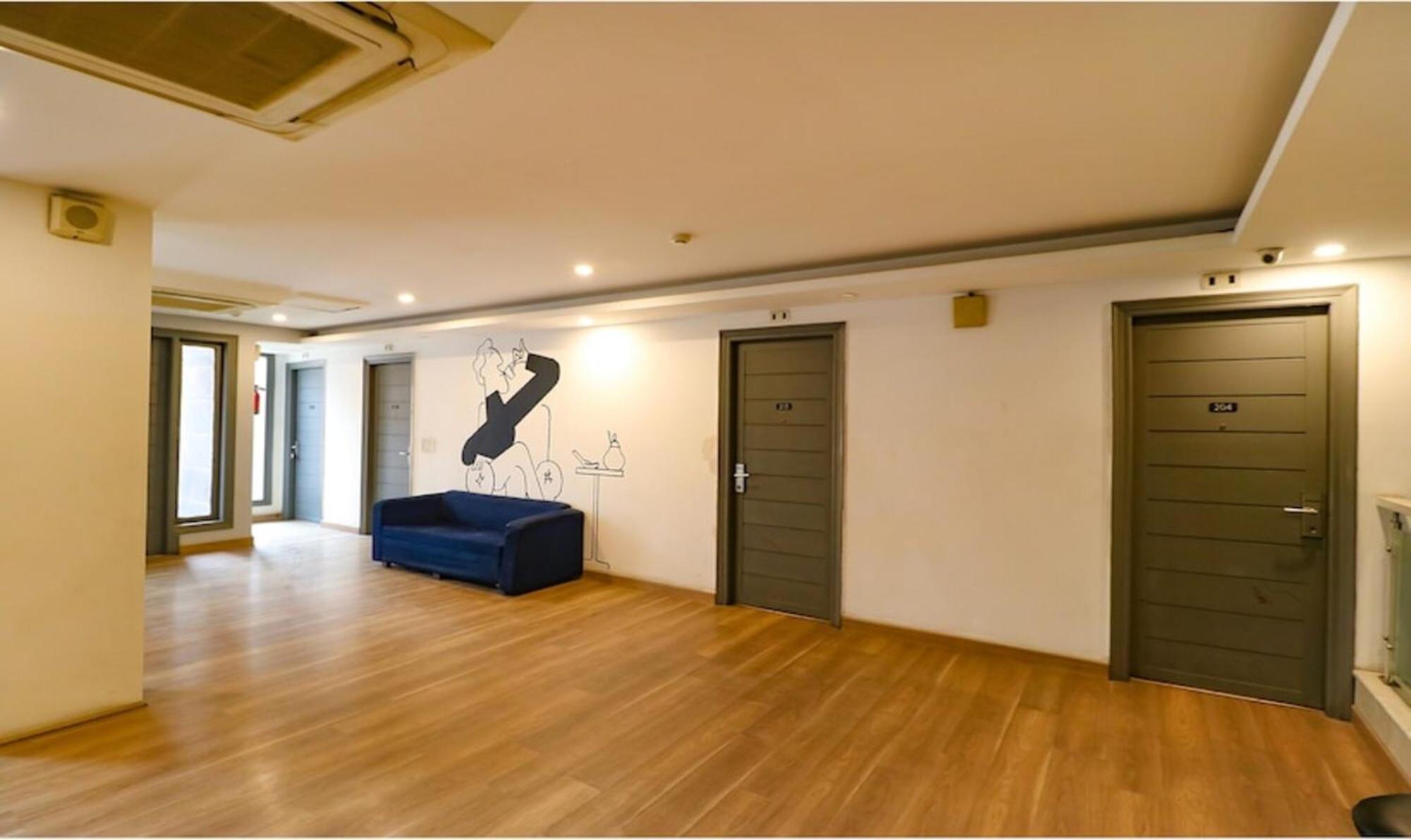 Fabhotel Majestic Jpm I Nuova Delhi Esterno foto